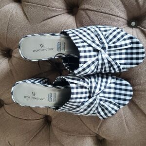 Worthington shoes size 8 black check